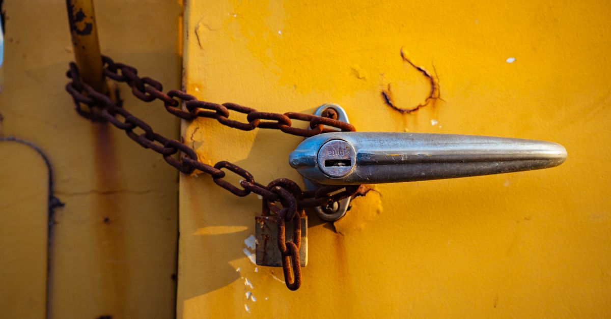 door lock repair home — Kyle Locksmith