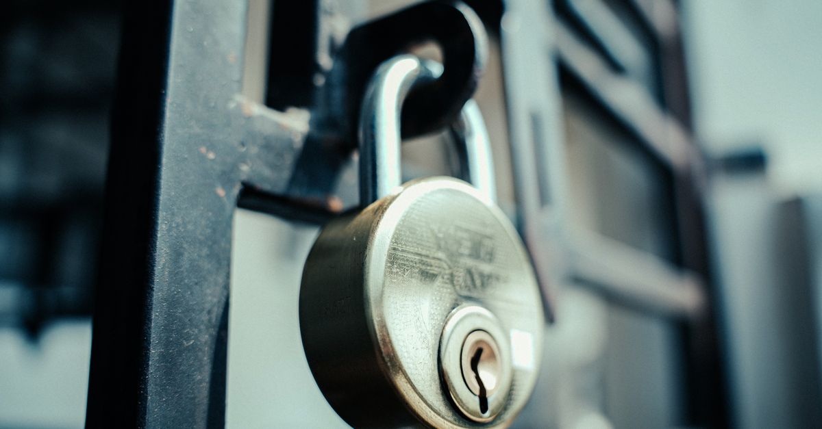 Roadside Car Lockout Assistance: What to Do and What Happens When We Arrive — Kyle Locksmith